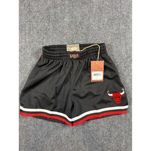Chicago Bulls Shorts Womens XS Mitchell & Ness NBA Hardwood Classics Basketball